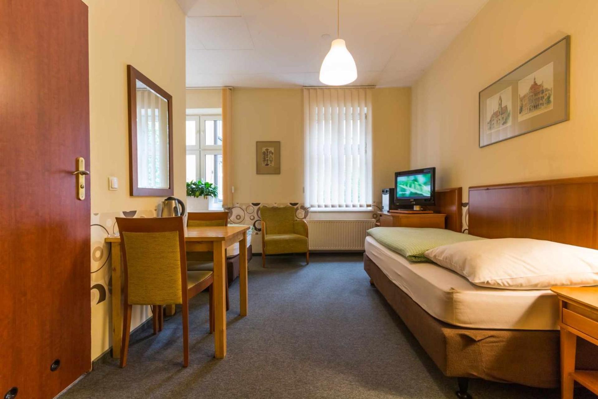 Hostel Nina Katovice Exteriér fotografie