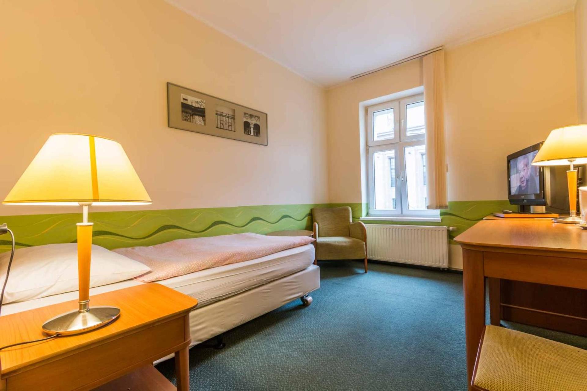 Hostel Nina Katovice Exteriér fotografie